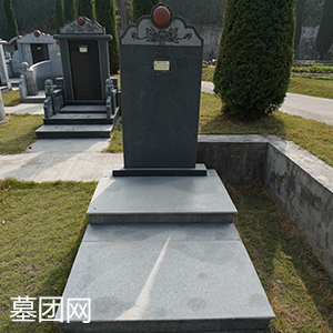 豪华直立碑